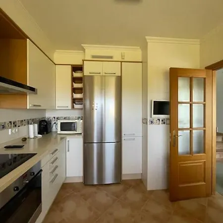 Charneca, Jardín Y Mar *