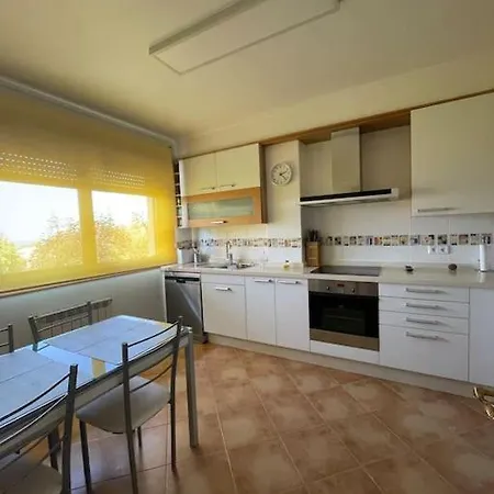 Charneca, Jardin Y Mar Holiday home *