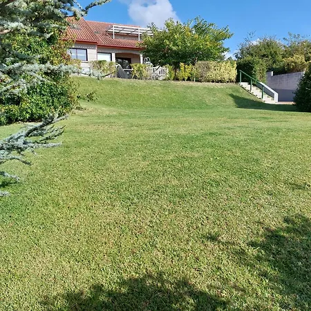 Сasa de vacaciones Charneca, Jardín Y Mar