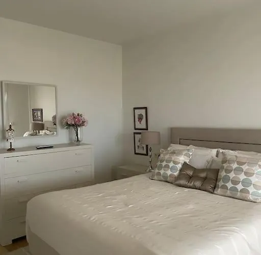 Charneca, Jardin Y Mar Nyaraló