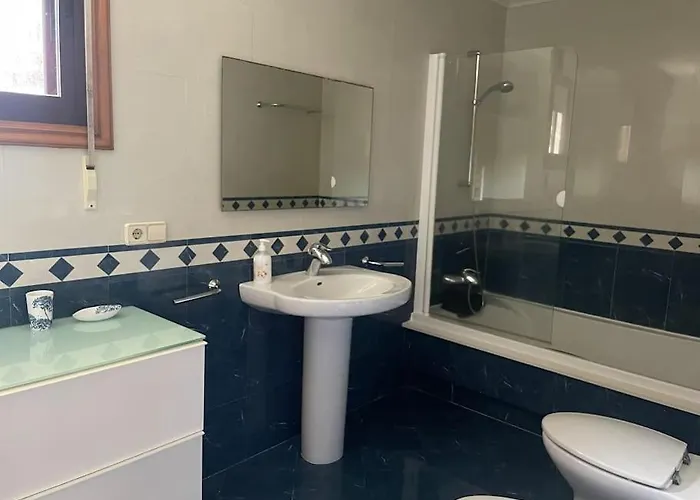 Charneca, Jardin Y Mar Nyaraló *