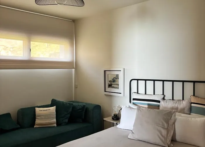 Charneca, Jardin Y Mar Nyaraló *