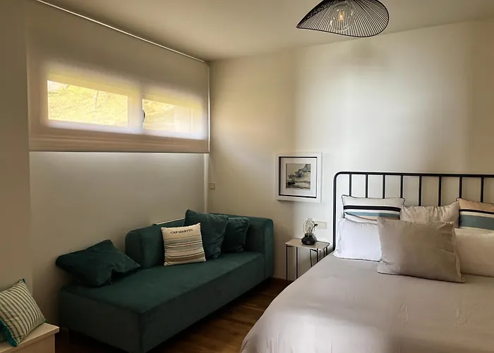 Charneca, Jardin Y Mar *