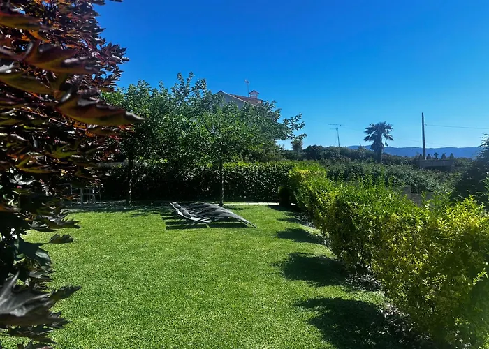 Charneca, Jardin Y Mar